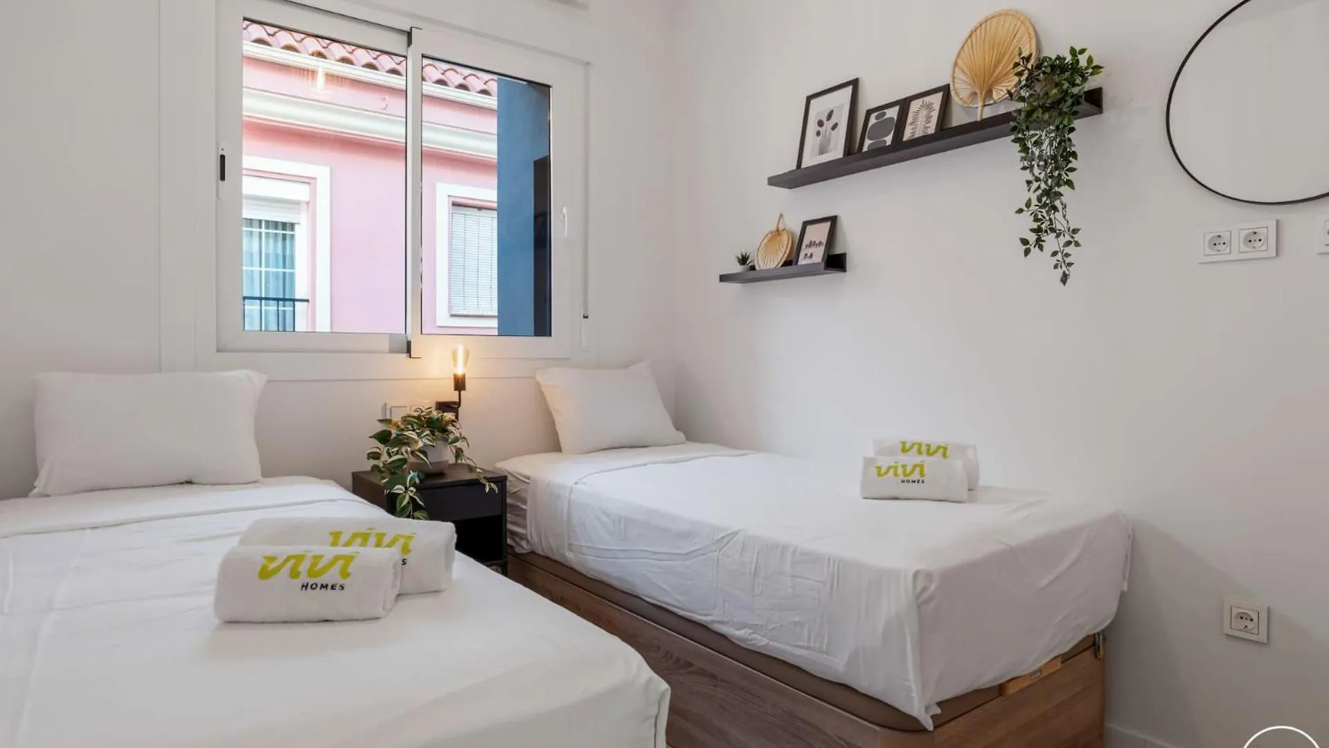 Vivi Homes - Anemona , Beach , Balcony, Centre Fuengirola Apartment