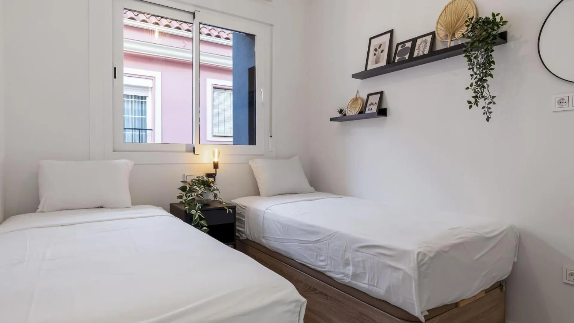 Vivi Homes - Anemona , Beach , Balcony, Centre Fuengirola Apartment